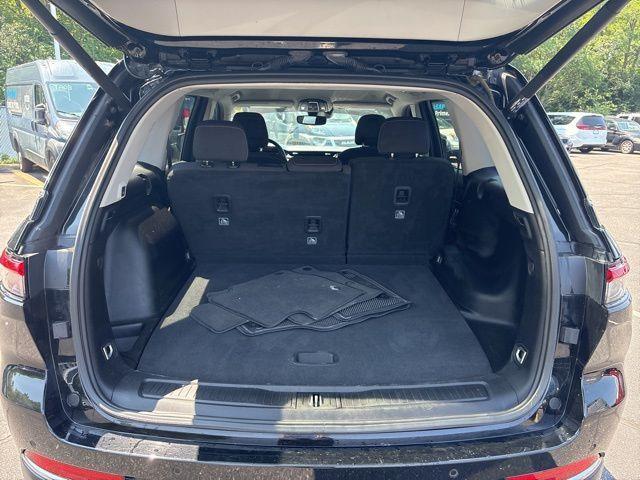 used 2022 Jeep Grand Cherokee car, priced at $29,000