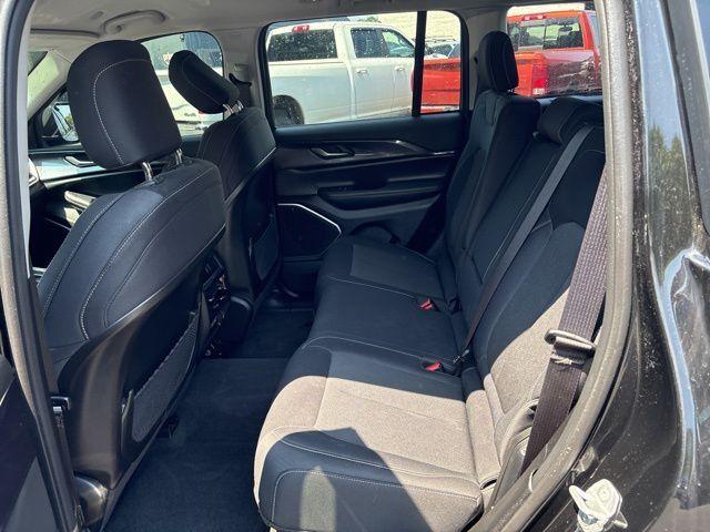 used 2022 Jeep Grand Cherokee car, priced at $29,000