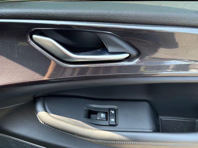 used 2022 Jeep Grand Cherokee car, priced at $29,000