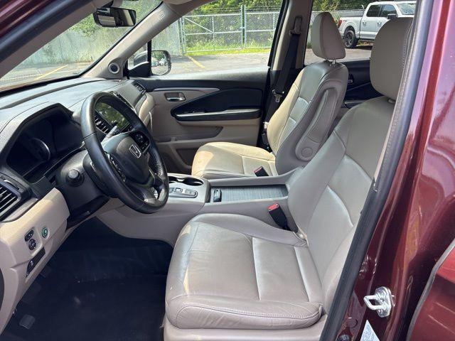 used 2022 Honda Pilot car, priced at $32,623