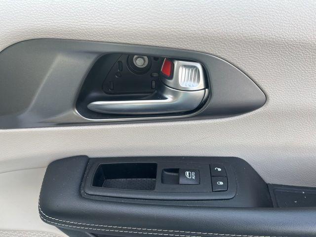 used 2023 Chrysler Pacifica car, priced at $24,000