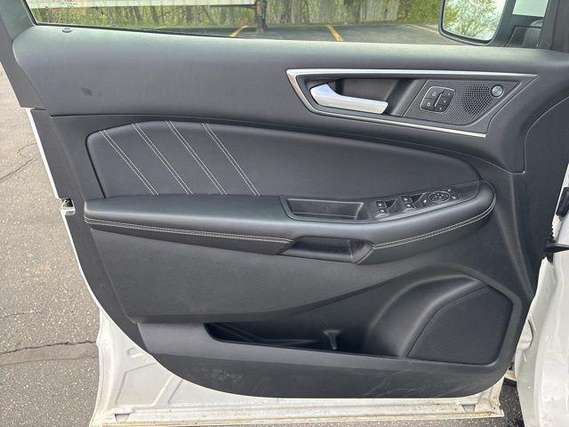 used 2022 Ford Edge car, priced at $33,000