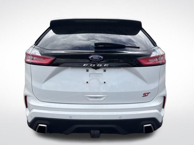 used 2022 Ford Edge car, priced at $33,000
