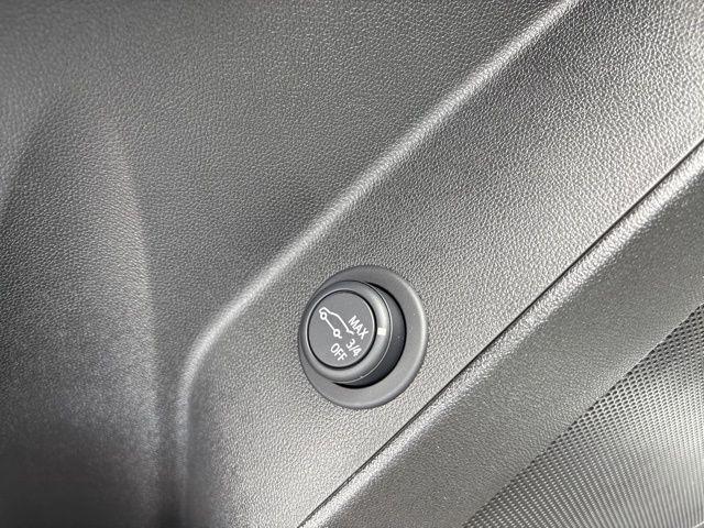 used 2022 Chevrolet Equinox car, priced at $21,000