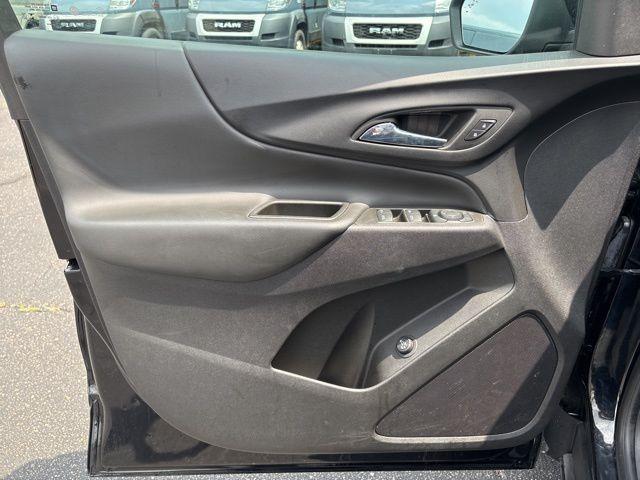 used 2022 Chevrolet Equinox car, priced at $22,000