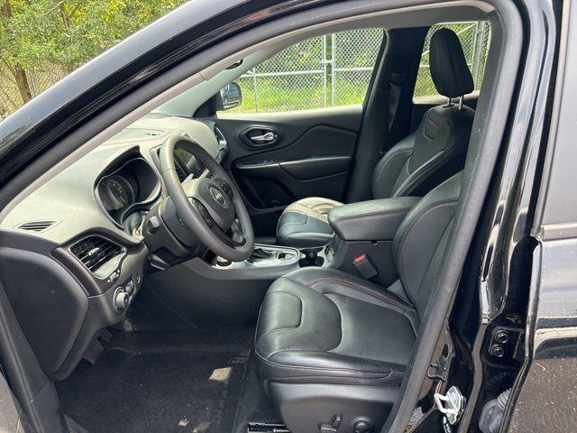 used 2022 Jeep Cherokee car, priced at $28,500