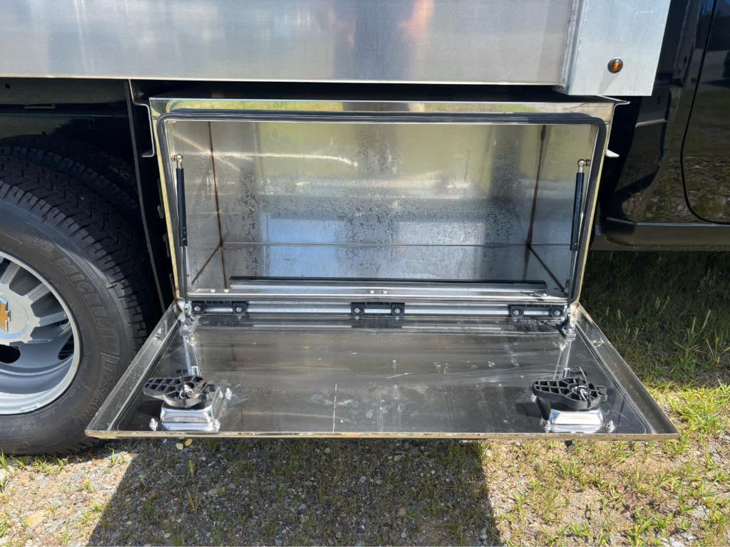 new 2024 Chevrolet Silverado 3500 car, priced at $70,924