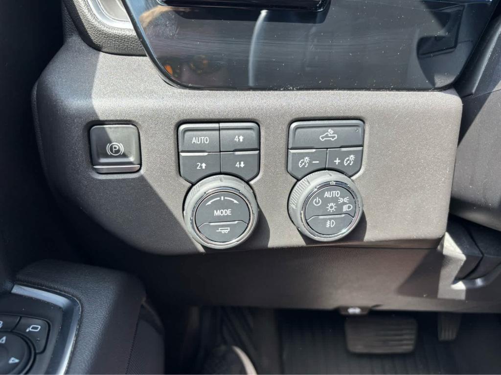 used 2023 Chevrolet Silverado 1500 car, priced at $47,975