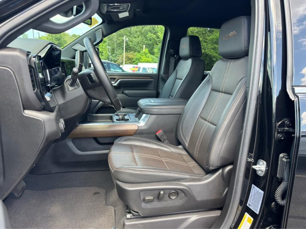 used 2024 Chevrolet Silverado 2500 car, priced at $76,975
