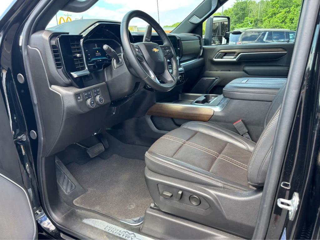 used 2024 Chevrolet Silverado 2500 car, priced at $76,975