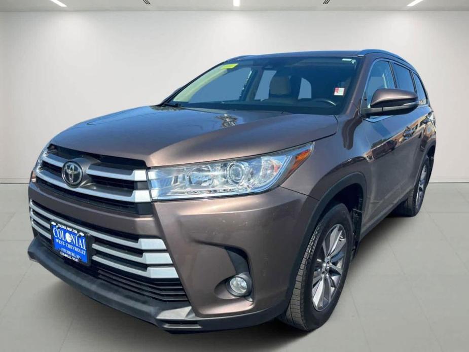 used 2019 Toyota Highlander car, priced at $26,750