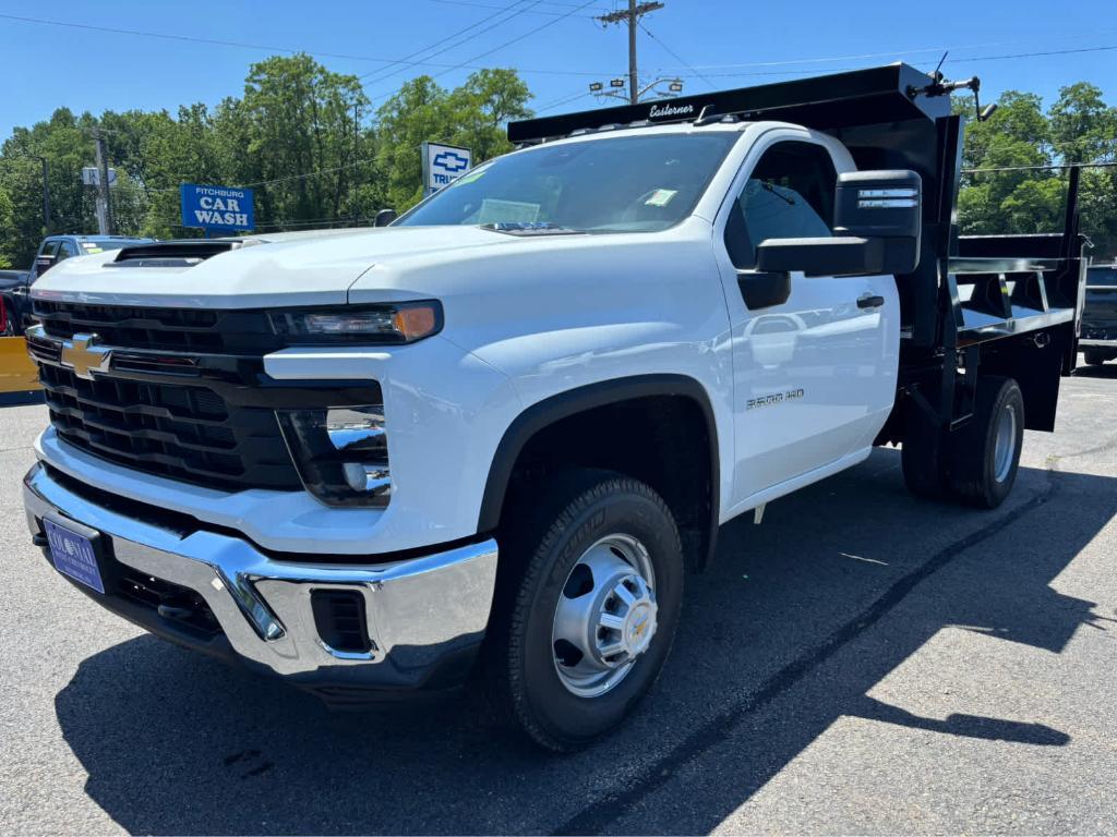 new 2025 Chevrolet Silverado 3500 car, priced at $51,043