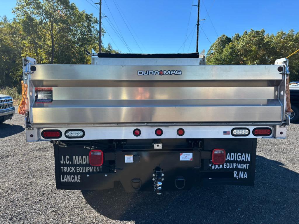 new 2025 Chevrolet Silverado 3500 car, priced at $51,043