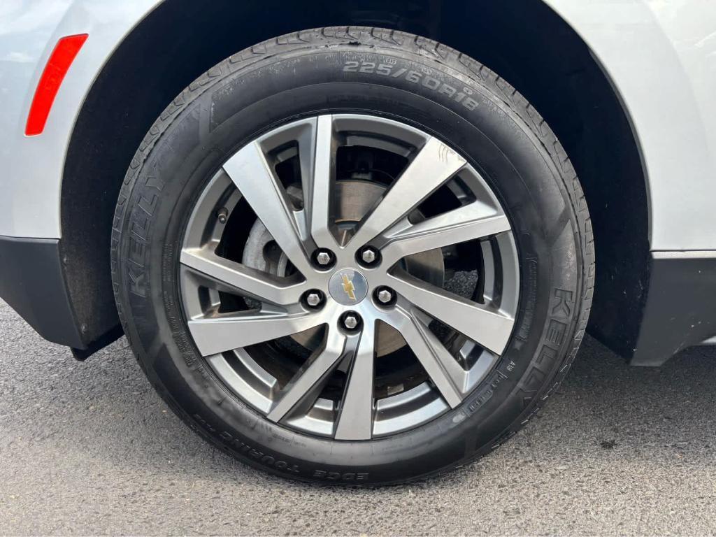 used 2022 Chevrolet Equinox car, priced at $19,975
