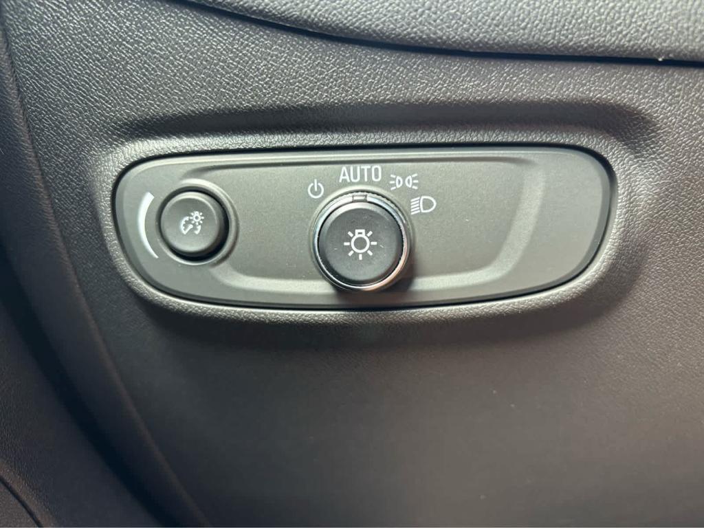 used 2022 Chevrolet Equinox car, priced at $19,975