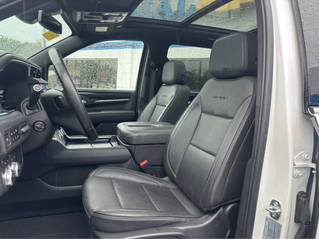 used 2022 GMC Yukon XL car, priced at $65,975