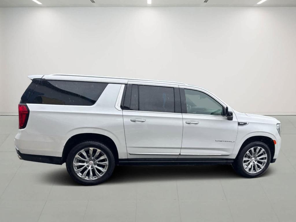 used 2022 GMC Yukon XL car, priced at $65,975