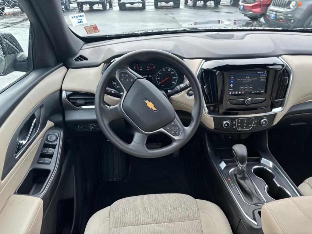 used 2022 Chevrolet Traverse car, priced at $25,925