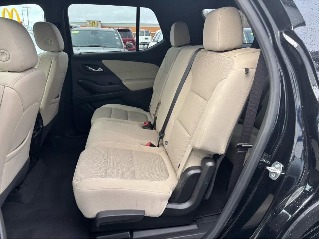 used 2022 Chevrolet Traverse car, priced at $25,925