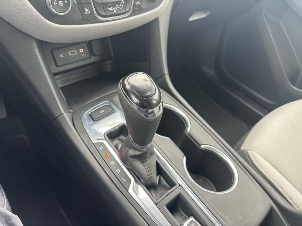 used 2021 Chevrolet Equinox car, priced at $17,975