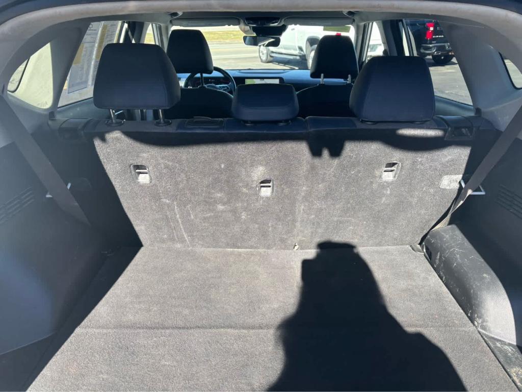 used 2025 Kia Seltos car, priced at $24,975