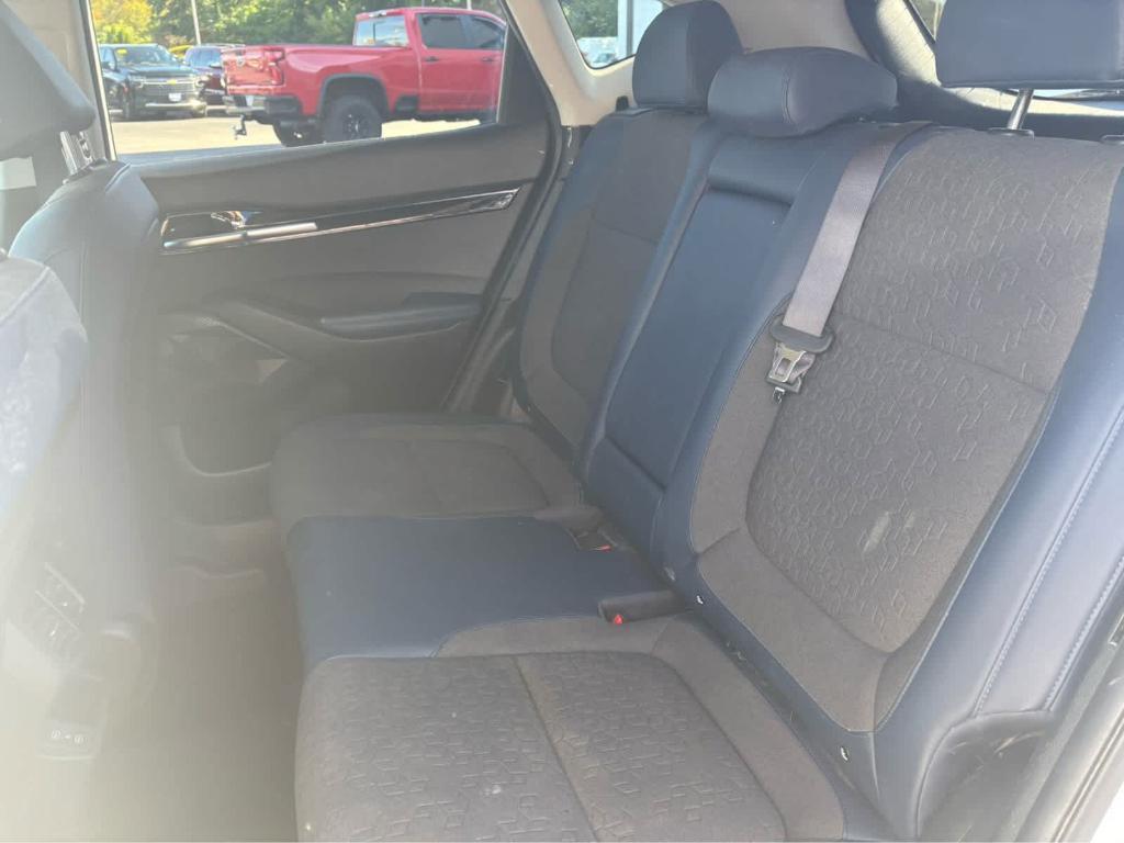 used 2025 Kia Seltos car, priced at $24,975
