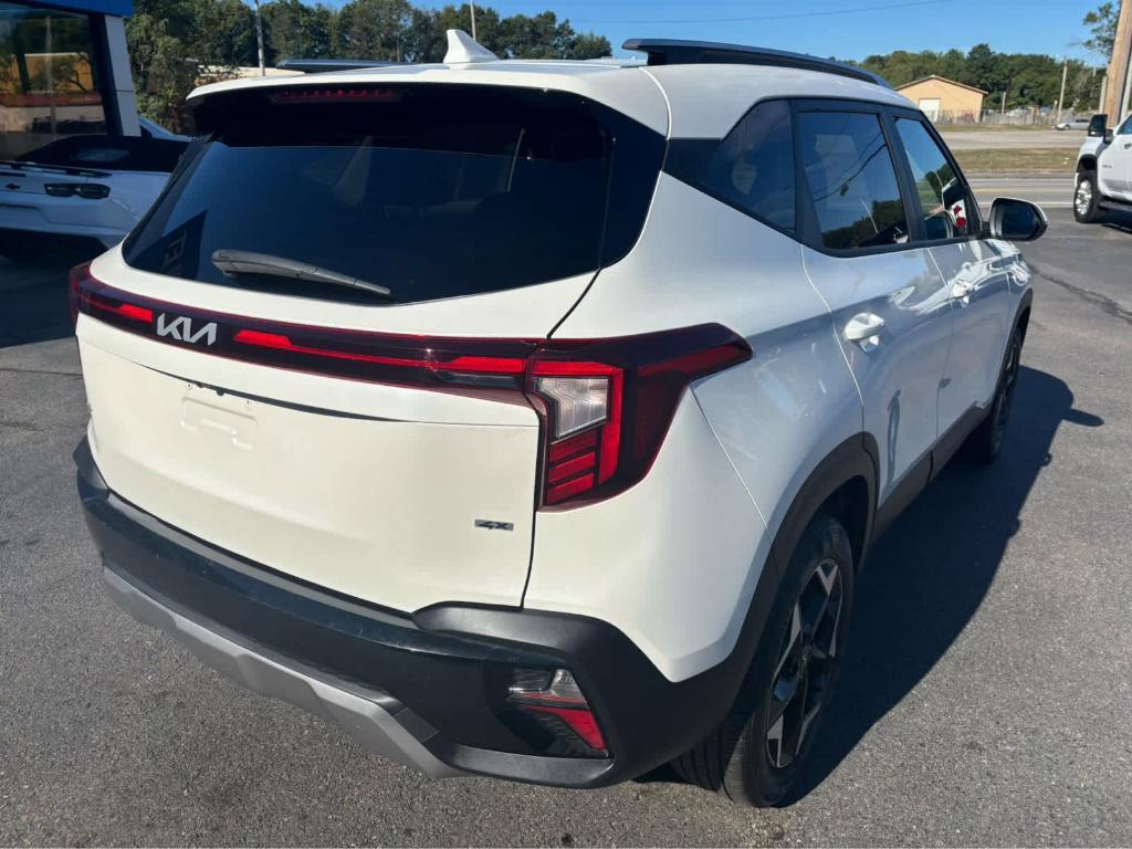 used 2025 Kia Seltos car, priced at $24,975
