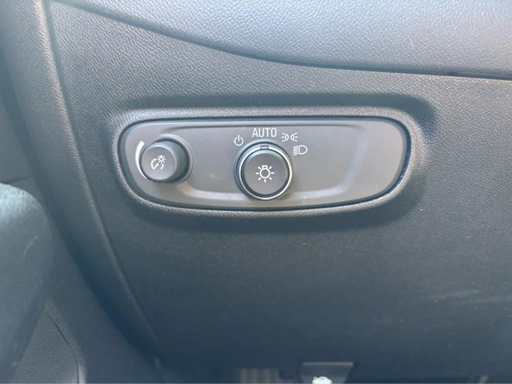 used 2018 Chevrolet Equinox car, priced at $16,475