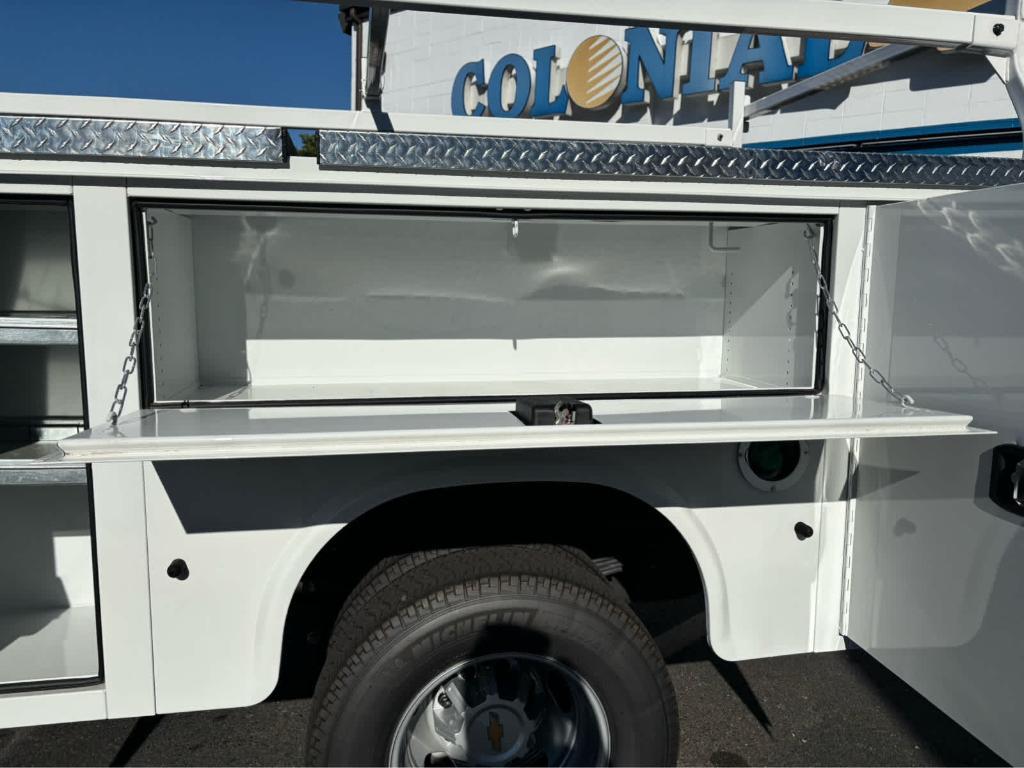new 2024 Chevrolet Silverado 3500 car, priced at $81,949