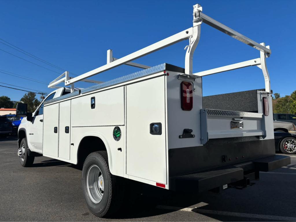 new 2024 Chevrolet Silverado 3500 car, priced at $81,949
