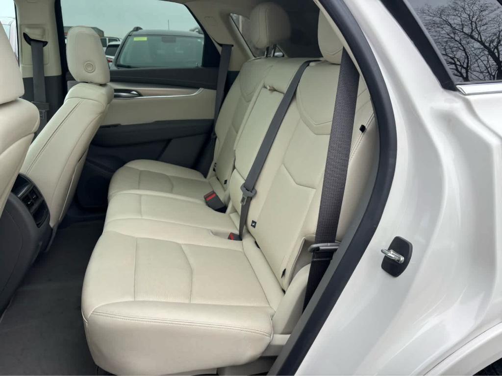 used 2023 Cadillac XT5 car, priced at $38,975