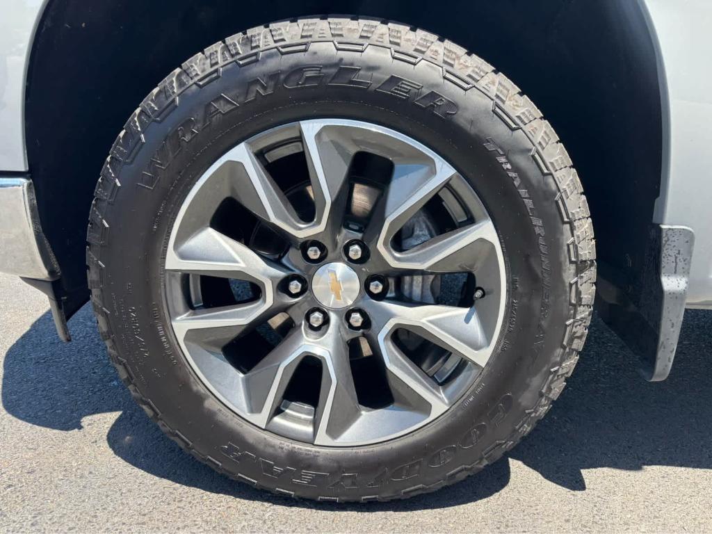 used 2024 Chevrolet Silverado 1500 car, priced at $45,975