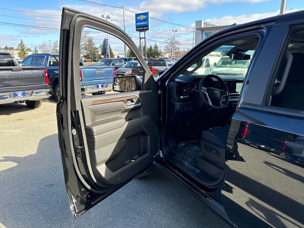 new 2025 Chevrolet Silverado 1500 car, priced at $56,375