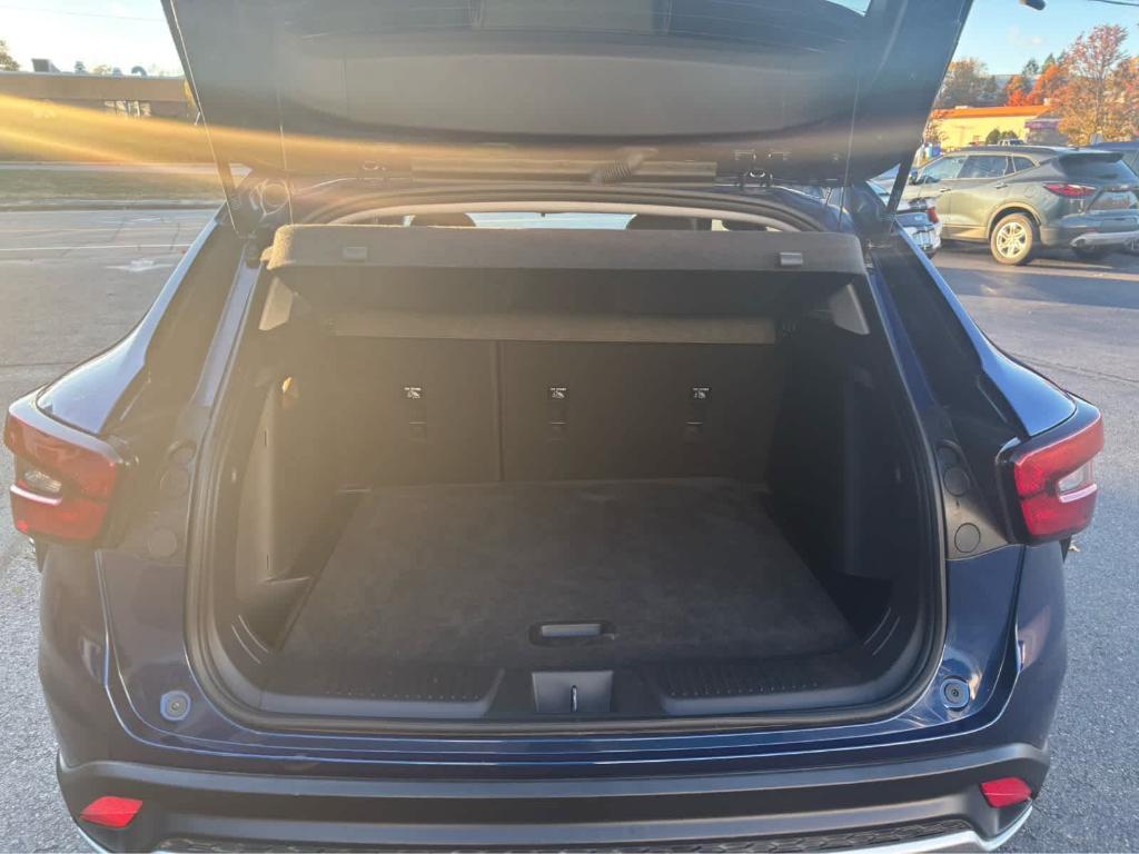 used 2024 Chevrolet Trax car, priced at $23,975