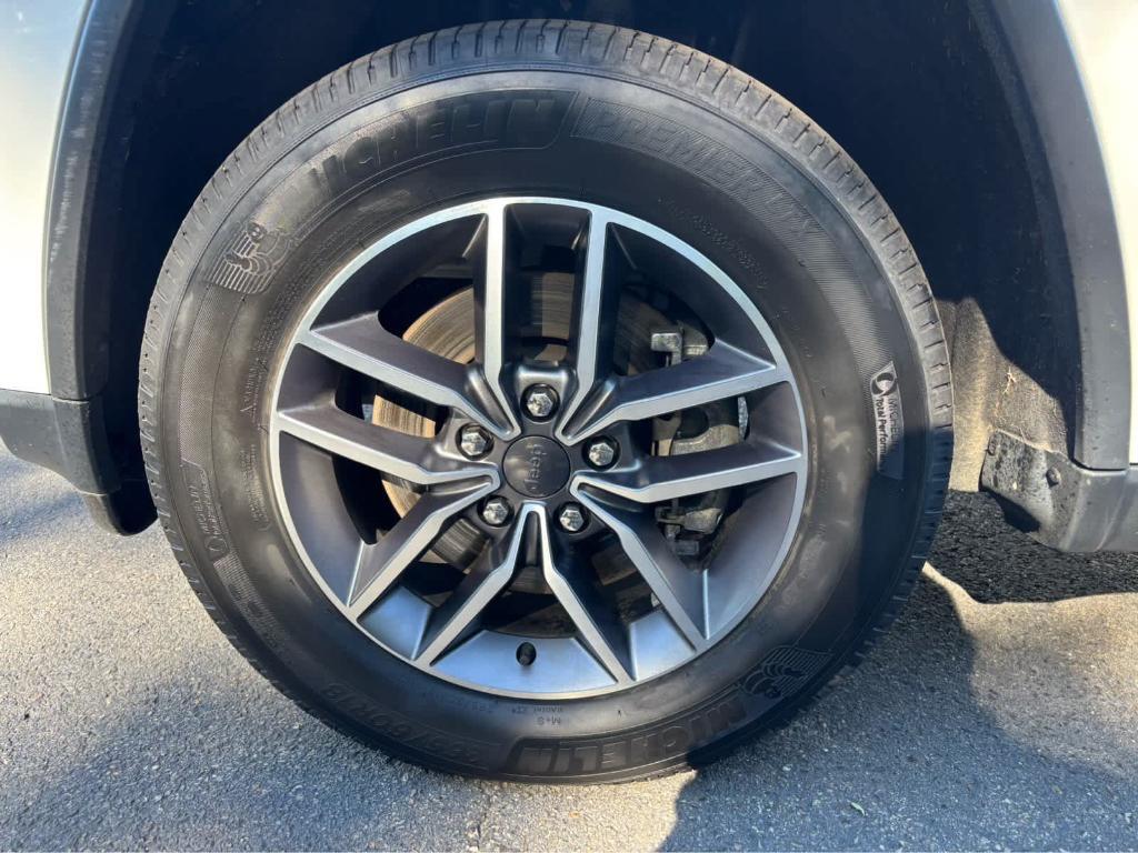 used 2022 Jeep Grand Cherokee WK car, priced at $30,850