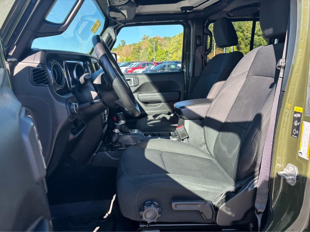 used 2022 Jeep Wrangler Unlimited car, priced at $34,975