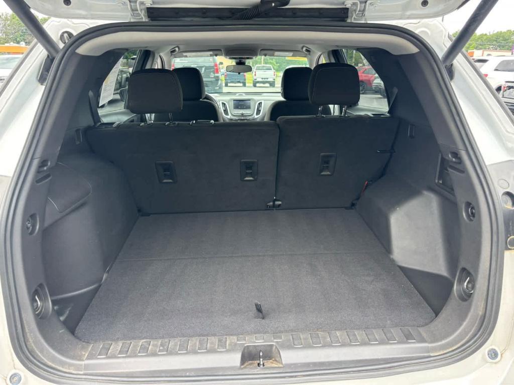 used 2021 Chevrolet Equinox car, priced at $22,975