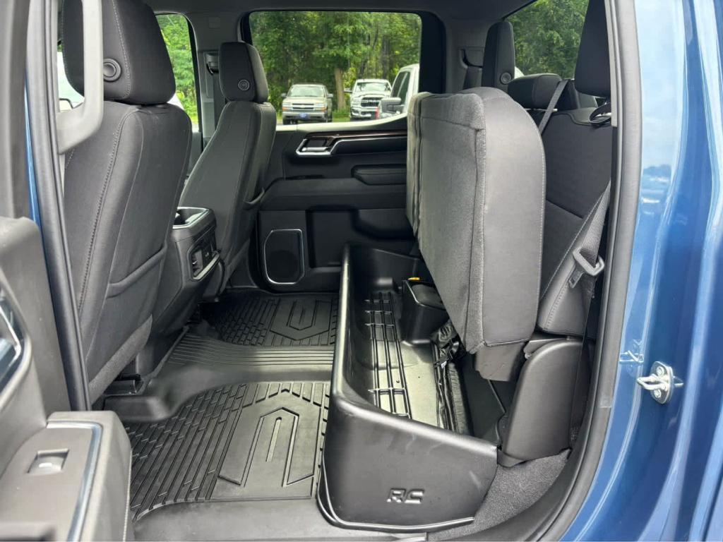 used 2024 Chevrolet Silverado 1500 car, priced at $44,975