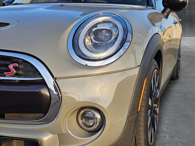 used 2021 MINI Hardtop car, priced at $18,495