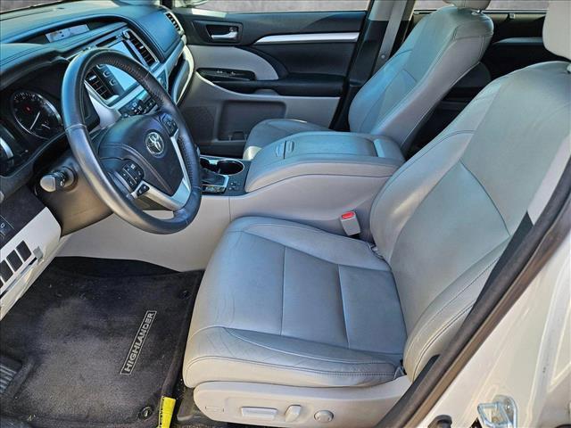 used 2014 Toyota Highlander car, priced at $17,992