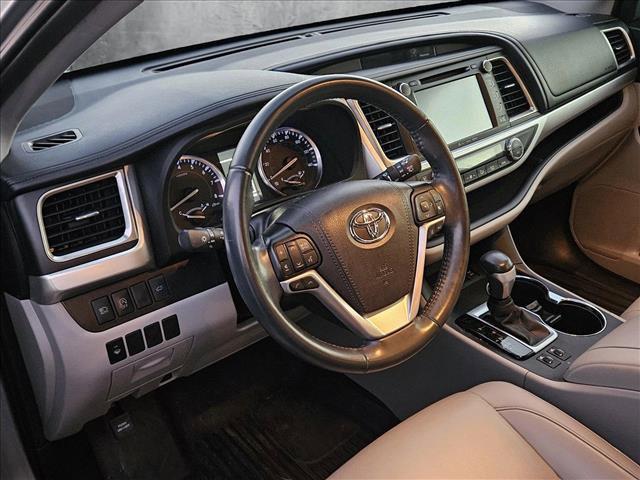 used 2019 Toyota Highlander car, priced at $27,995