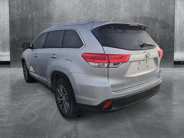 used 2019 Toyota Highlander car, priced at $27,995