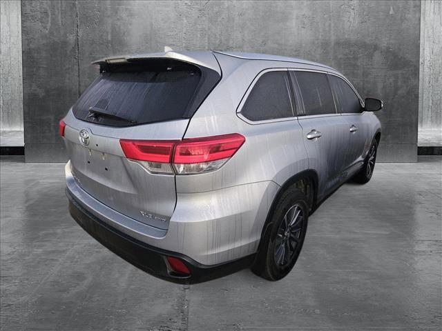 used 2019 Toyota Highlander car, priced at $27,995