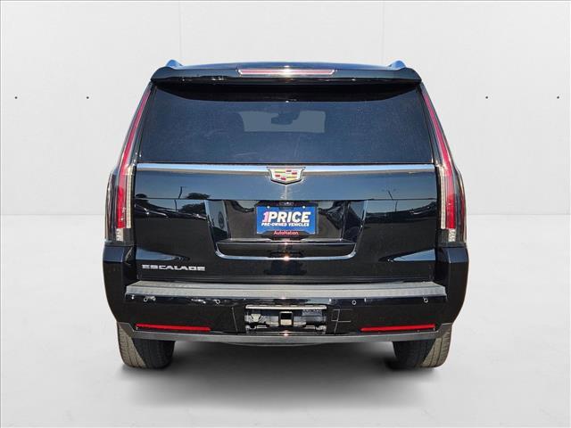 used 2020 Cadillac Escalade car, priced at $35,991