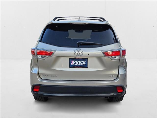 used 2015 Toyota Highlander car, priced at $14,991