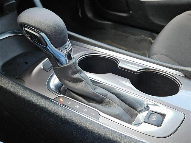 used 2022 Chevrolet Malibu car, priced at $17,991