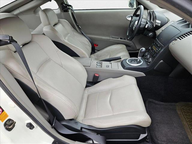 used 2005 Nissan 350Z car, priced at $12,991