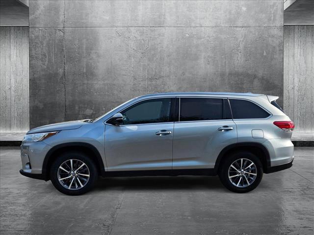 used 2019 Toyota Highlander car, priced at $25,991