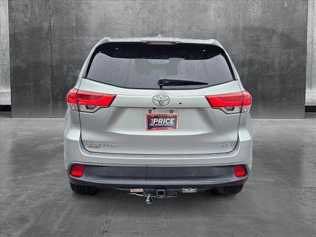 used 2019 Toyota Highlander car, priced at $25,991