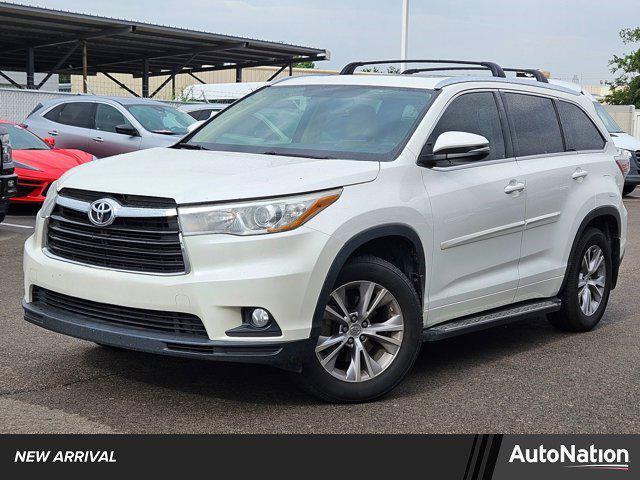 used 2015 Toyota Highlander car, priced at $14,991